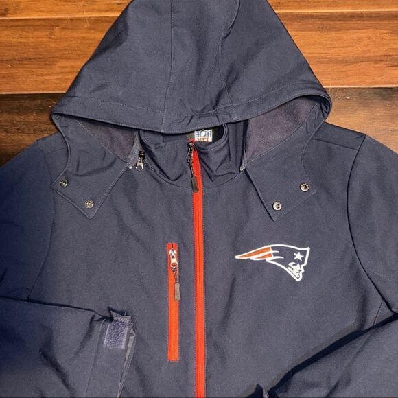 NFL Patriots Men Jacket - Picture 2 of 5